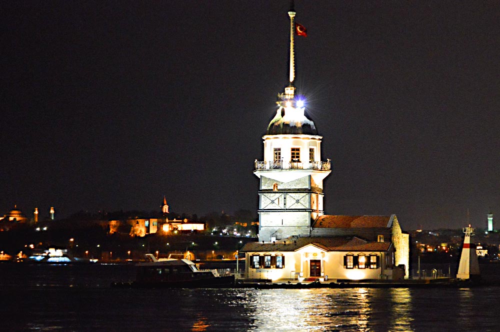 Kız Kulesi, Gece İstanbul